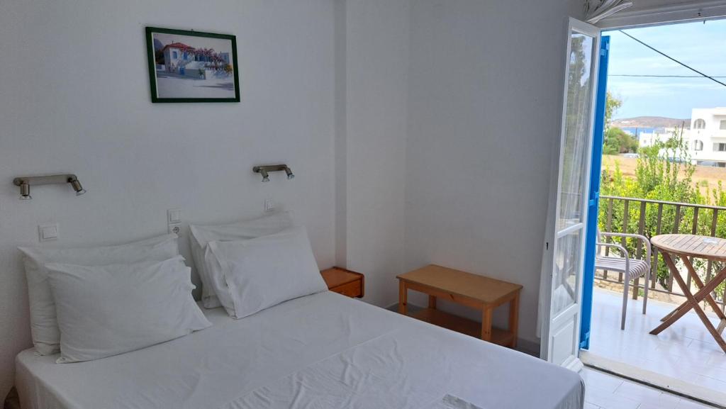 Bizas Rooms & Studios - 15