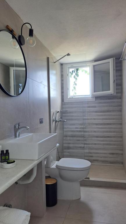 Bizas Rooms & Studios - 14