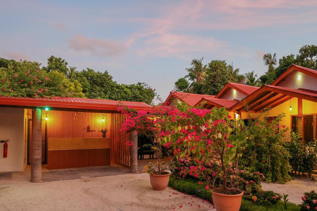 Thoddoo Beach Holiday - 17