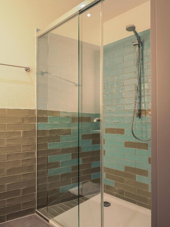 WYBA Living, stilvoll&zentral in St Gallen -6min zur Olma Messe - Resim 8