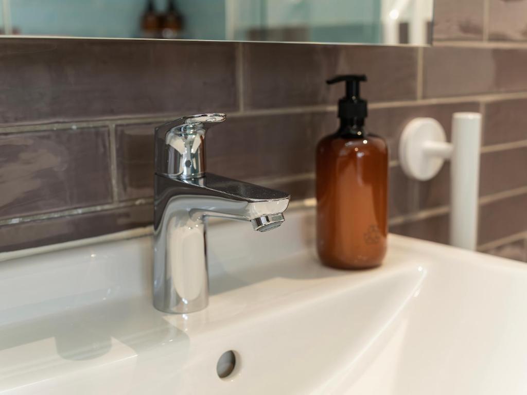 WYBA Living, stilvoll&zentral in St Gallen -6min zur Olma Messe - Resim 13