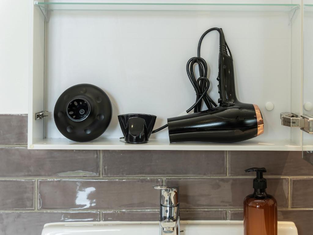 WYBA Living, stilvoll&zentral in St Gallen -6min zur Olma Messe - Resim 19