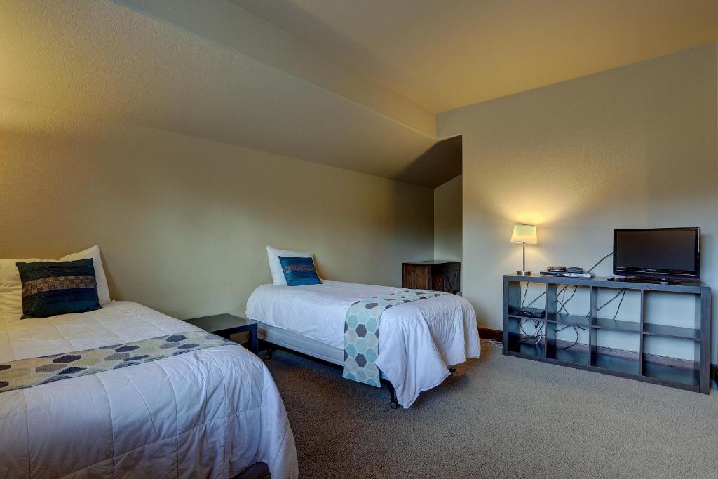 Ένα ή περισσότερα κρεβάτια σε δωμάτιο στο Points West townhouse