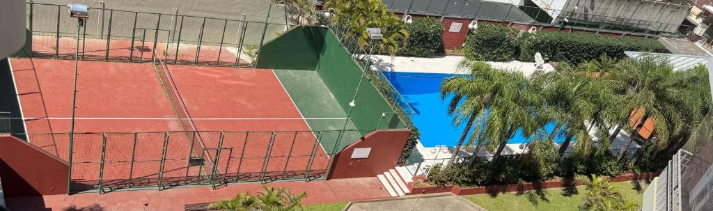 Swimmingpoolen hos eller tæt på GIU Departamento Temporario