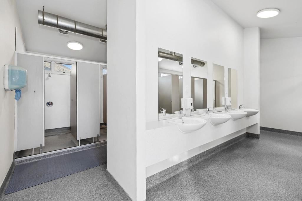 Hampshire Holiday Parks - Glendhu Bay - Resim 25