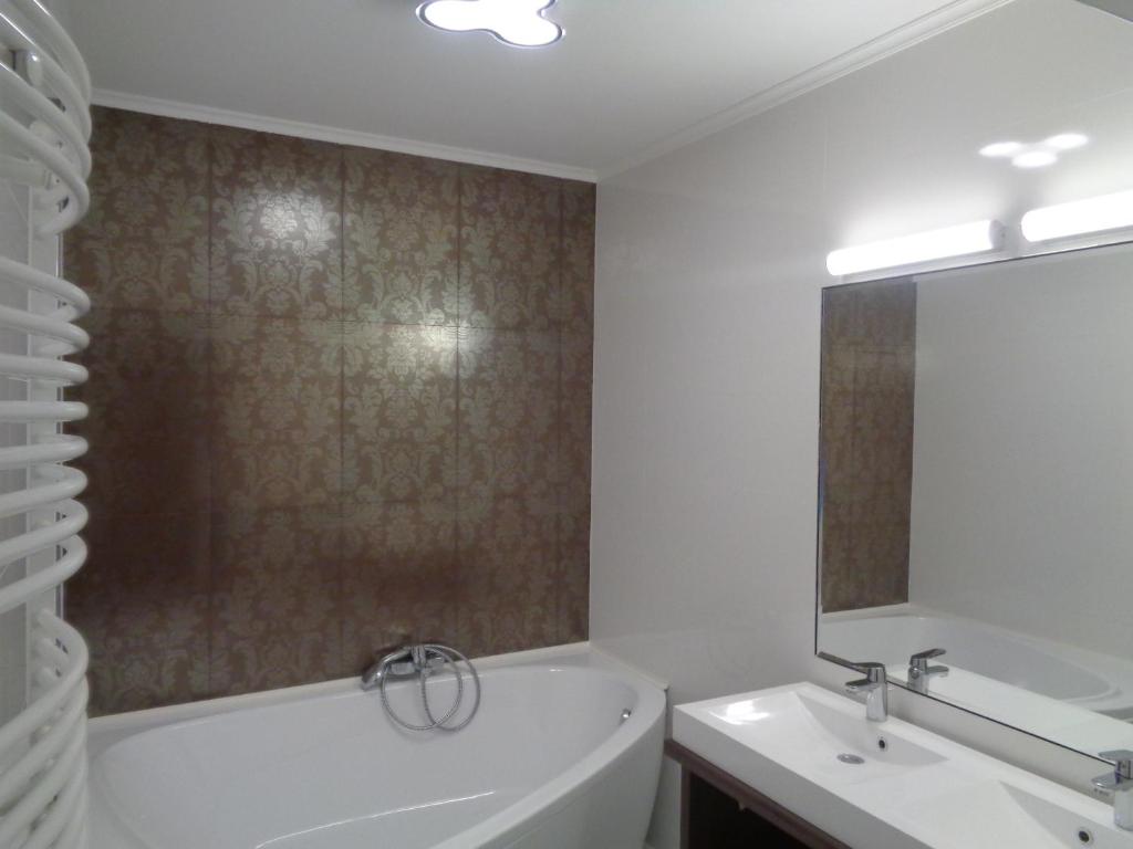 Hotel Írisz - Resim 3