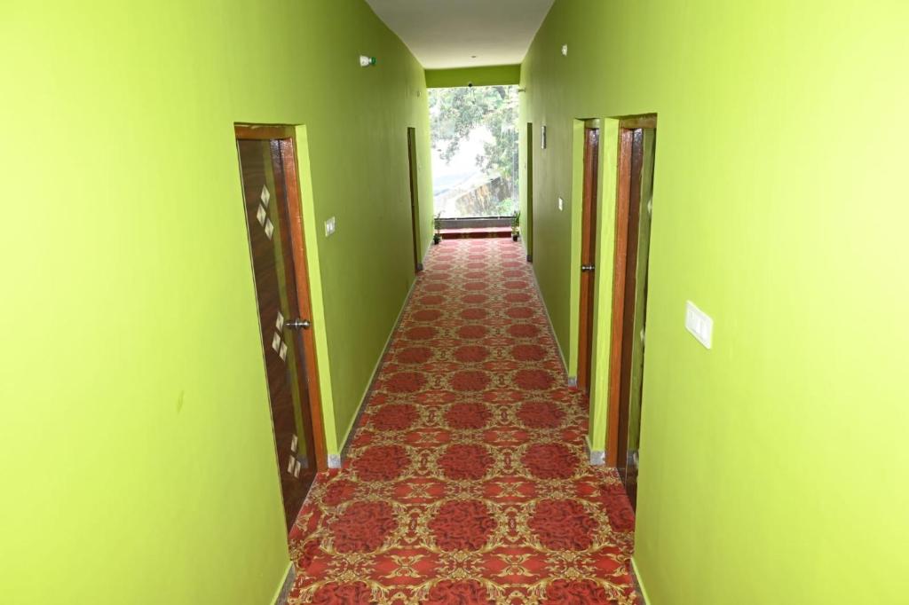 Fotografie z fotogalerie ubytování Hotel O The Rana Palace v destinaci Dharamsala