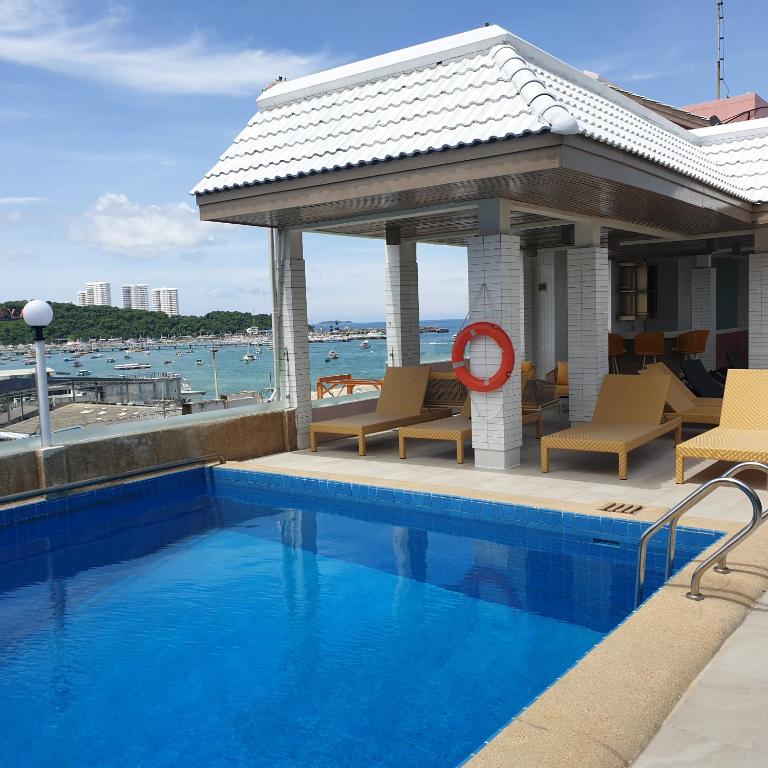 Cloudotel Walking Street Pattaya - Resim 12