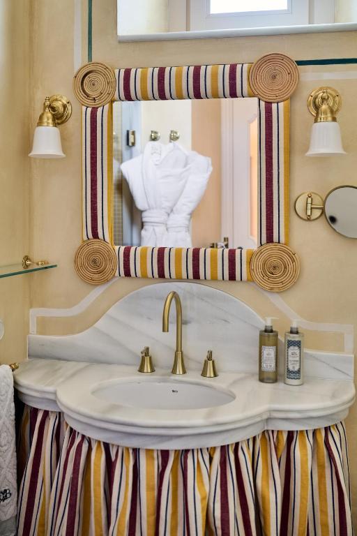 Cristine Bedfor Malaga Boutique Hotel - 11