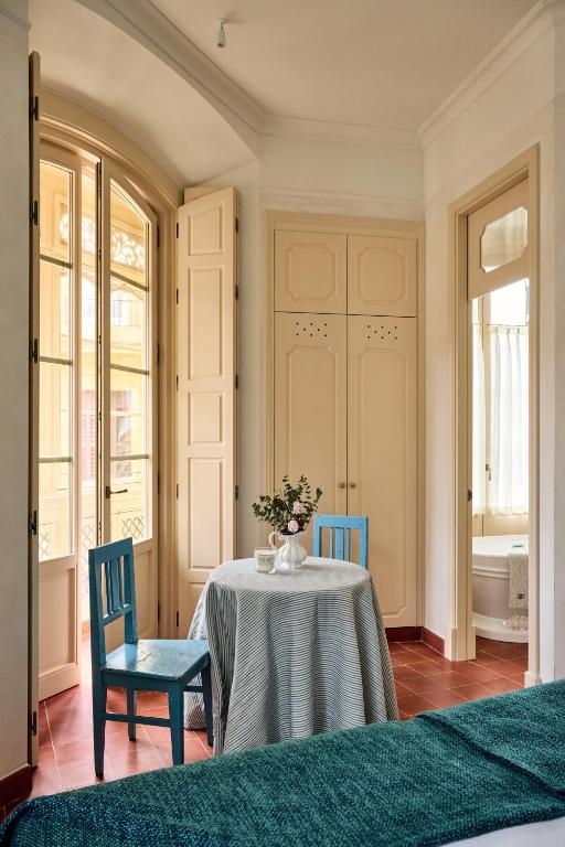 Cristine Bedfor Malaga Boutique Hotel - Resim 36