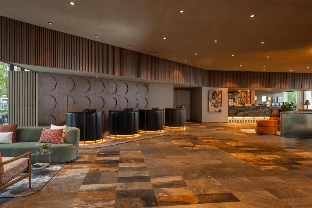 Haven Hotel Rotterdam, Curio Collection by Hilton - Resim 3