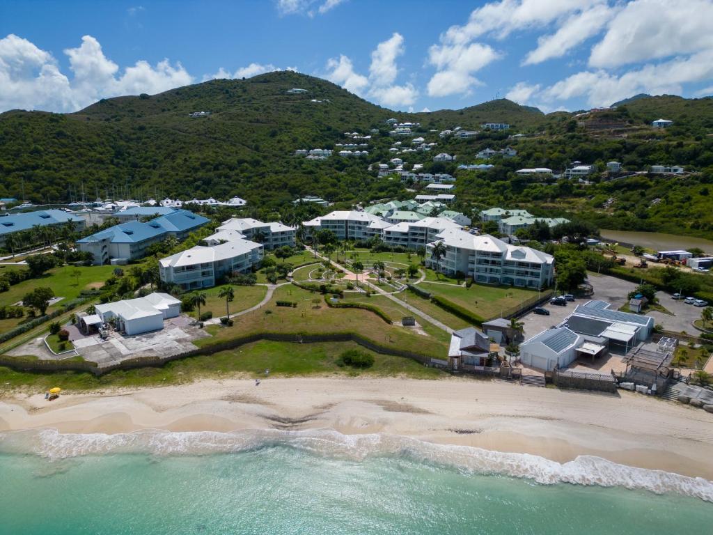 Naturlandskabet i nærheden af lejlighedshotellet