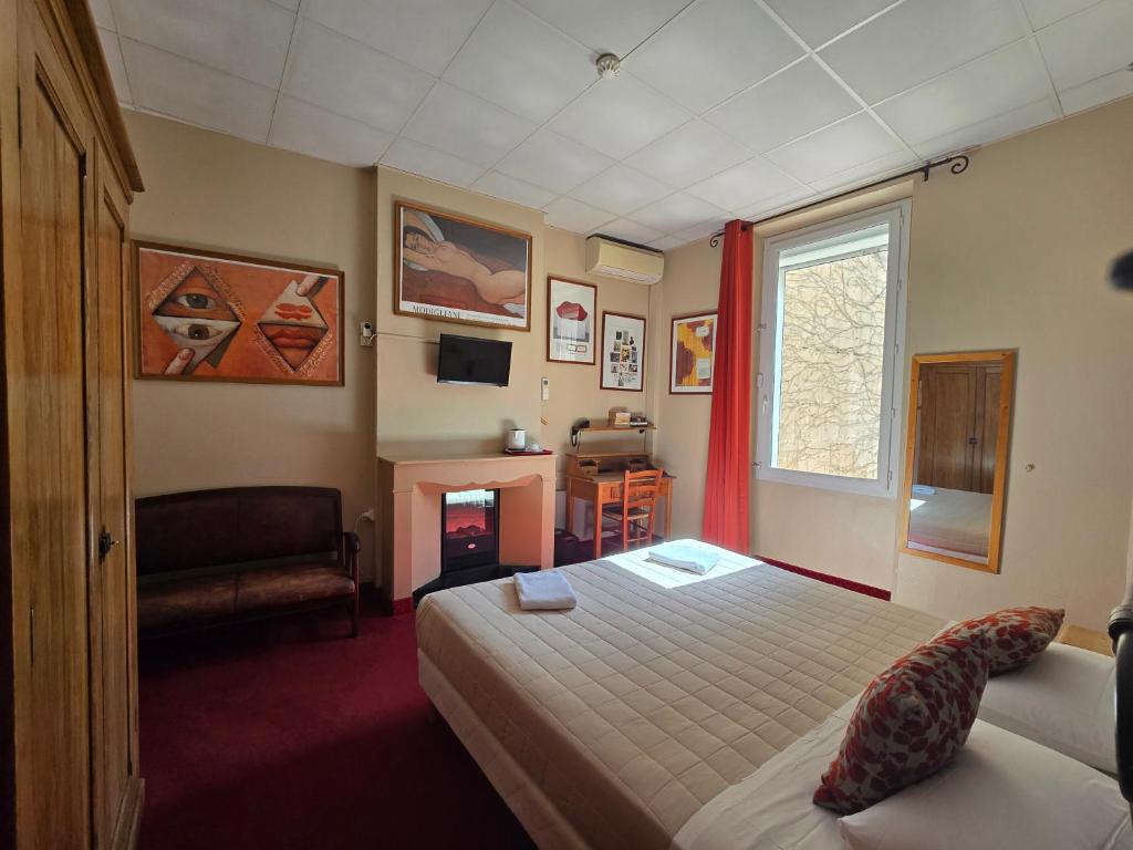 Hôtel Le Colbert - Resim 17