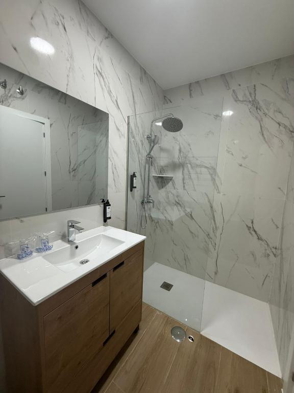 Hotel Golden Madrid - Resim 31