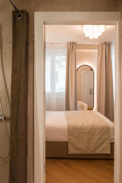 Best Western Au Trocadéro - Resim 26