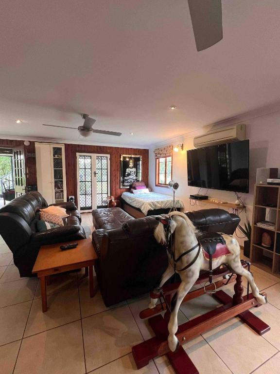 Seehorse Meadows, a Farm Stay in Churchable