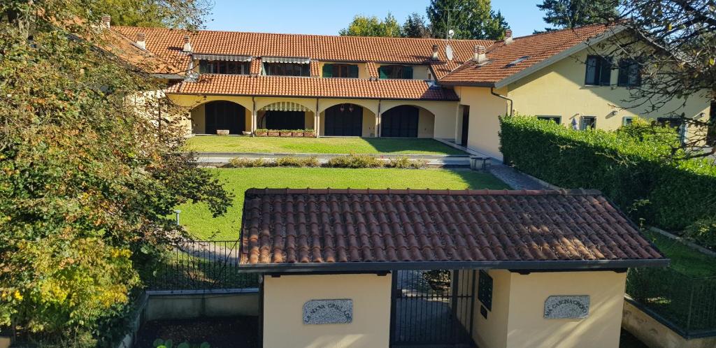 Appartamento con giardino vicino Como e Milano