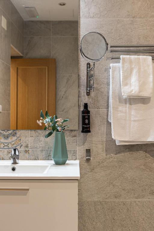 Waou Apartamentos en Sol Confort 5