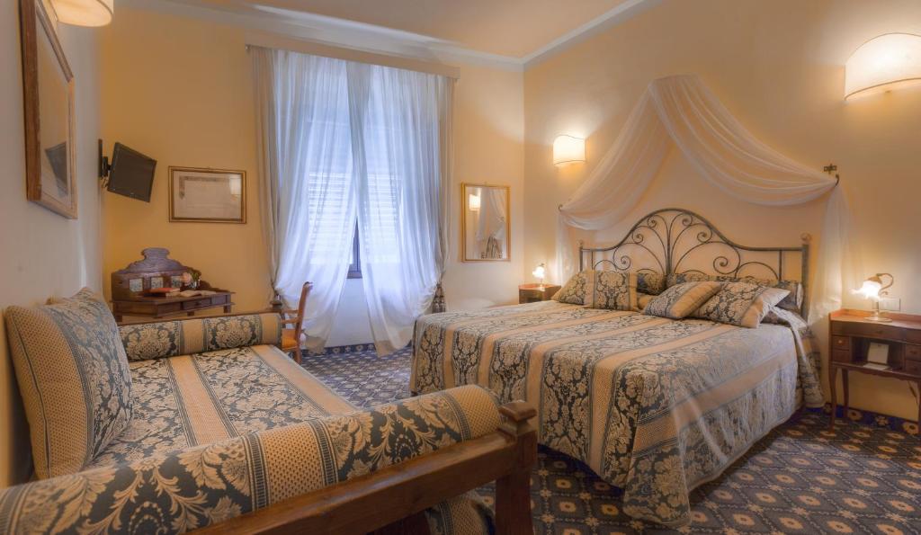 Hotel Palazzo dal Borgo - 13