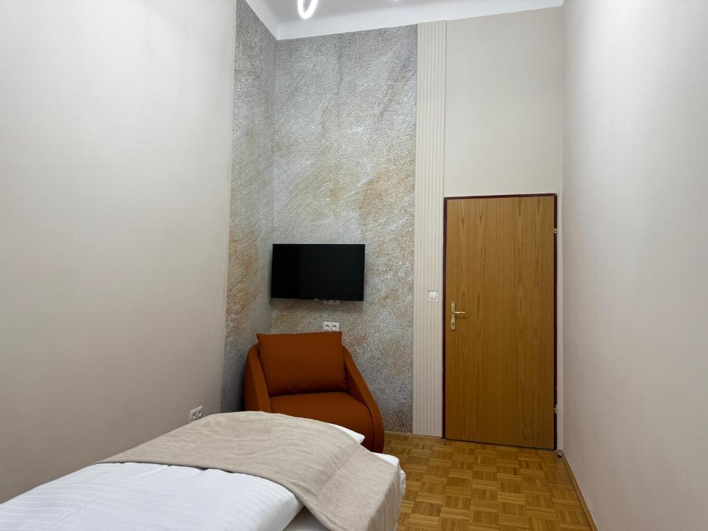 Bright rooms by Schönbrunn, next to U6 Niederhofstraße - Resim 14