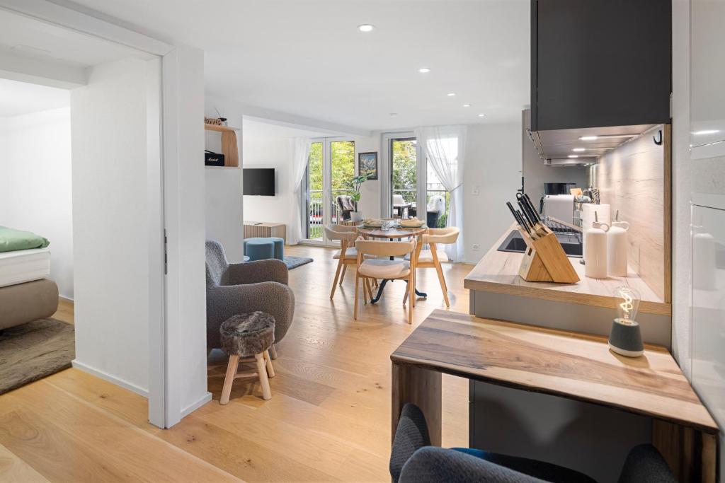 Modernes Apartment mit Balkon und Parkplatz, Nähe See - Resim 12