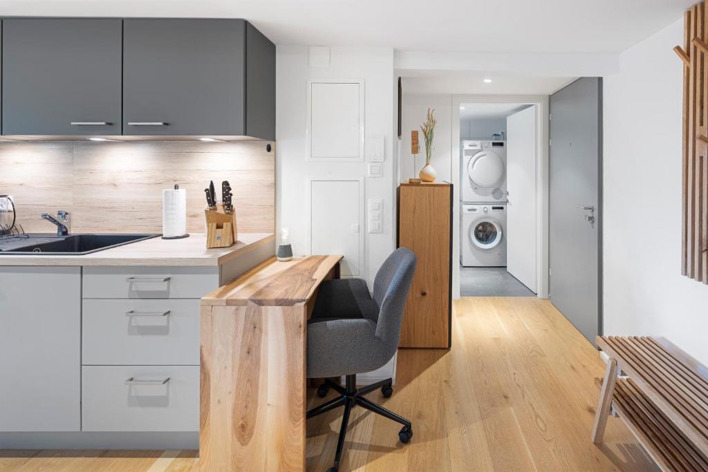 Modernes Apartment mit Balkon und Parkplatz, Nähe See - Resim 13