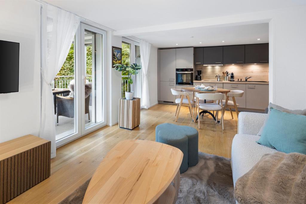 Modernes Apartment mit Balkon und Parkplatz, Nähe See - Resim 16