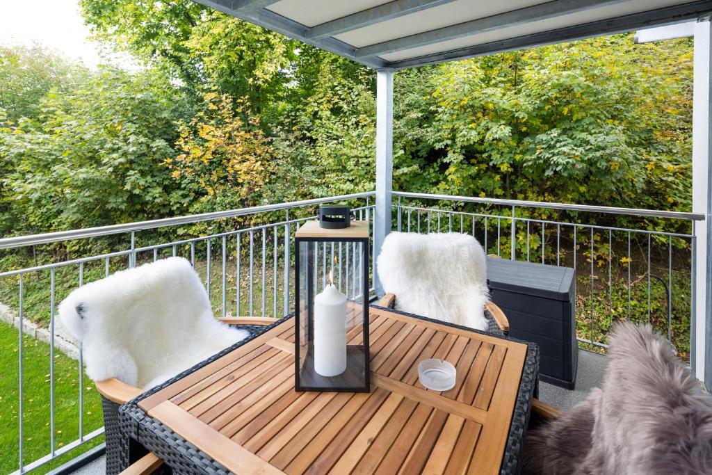 Modernes Apartment mit Balkon und Parkplatz, Nähe See - Resim 17