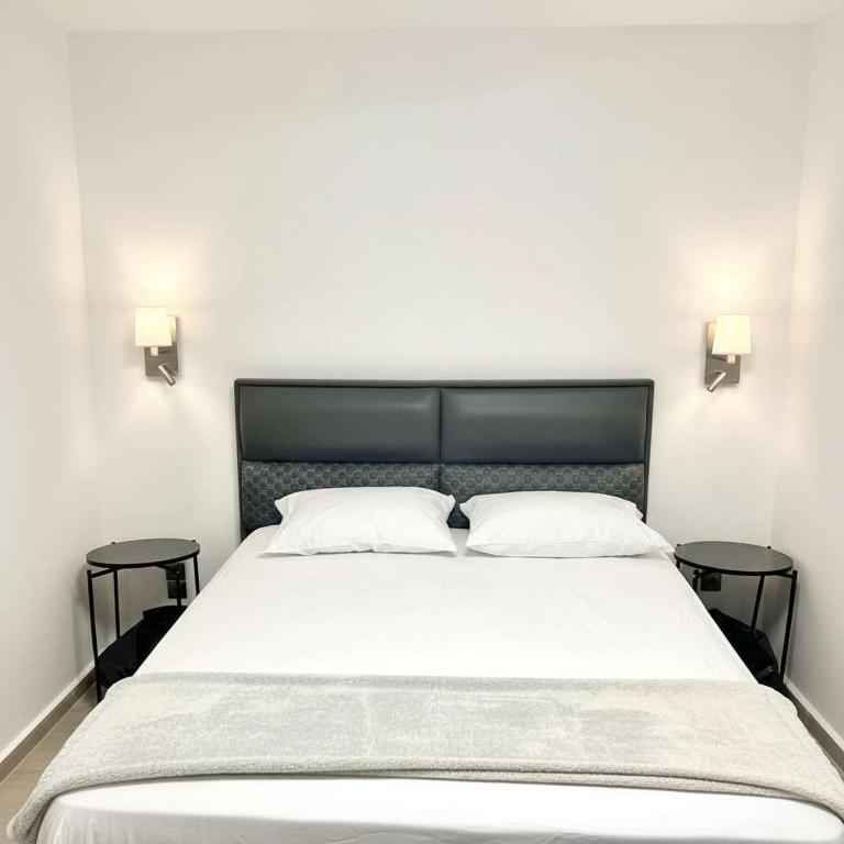 The Perch Kolonaki Square Studio Prime Location