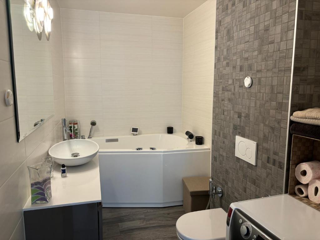 6 P - Parking - Wifi - Terrasse - Resim 3