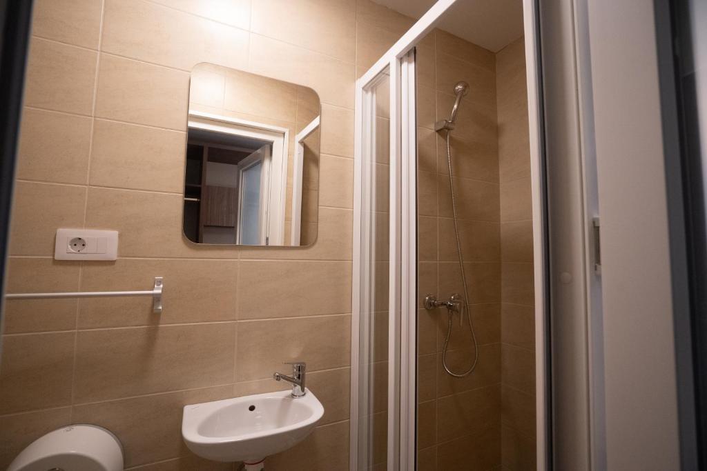 Hotel Bravo Iasi - Resim 7