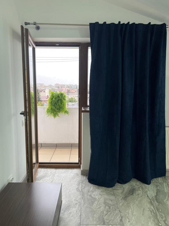 Piramidei Aparthotel - Resim 8