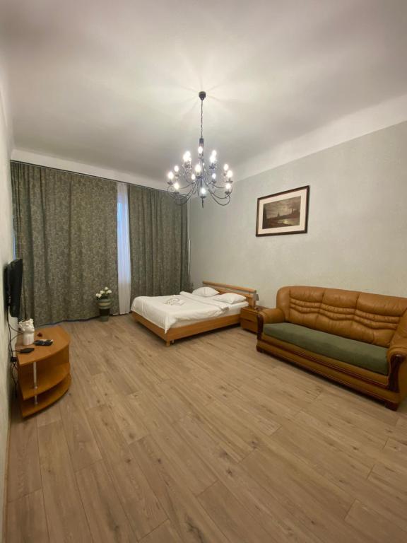 Real Home Apartments in Kiev Center - Apartment Mit Balkon – Sofiivska-Straße 4