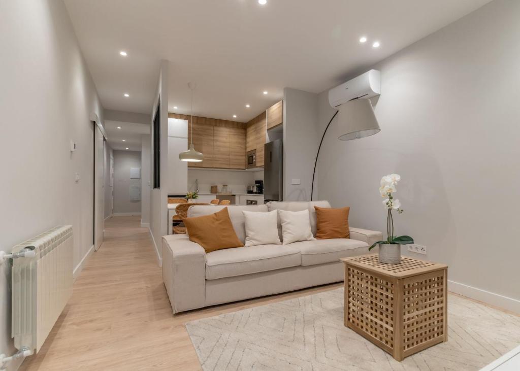 Cozy central -2 Bdrs 2 Baths - Delicias