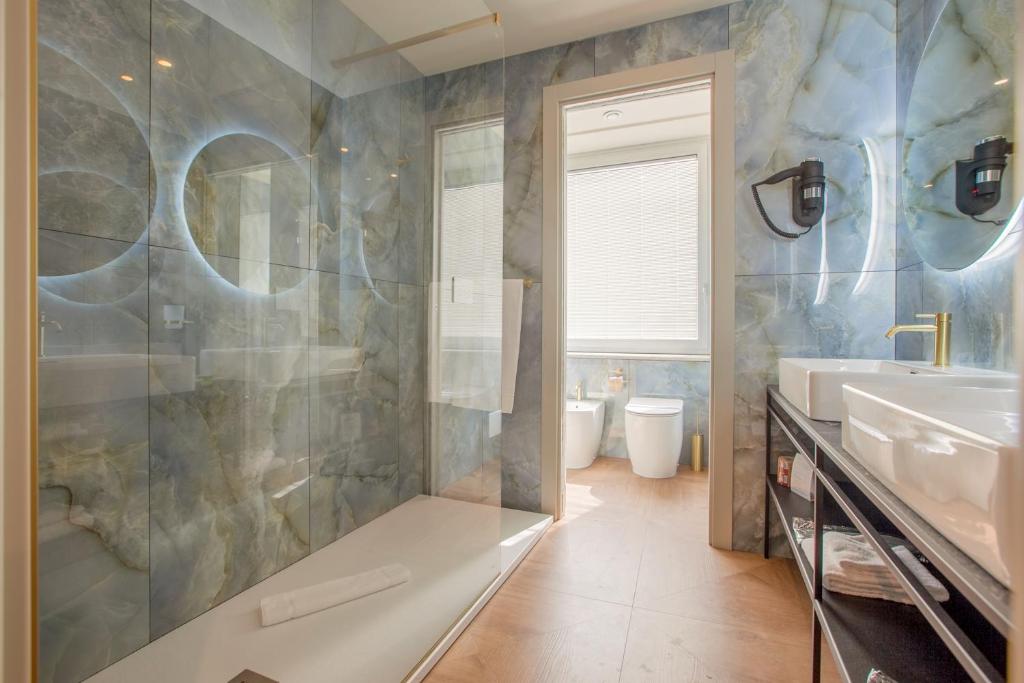 The FLOOR - Resim 23