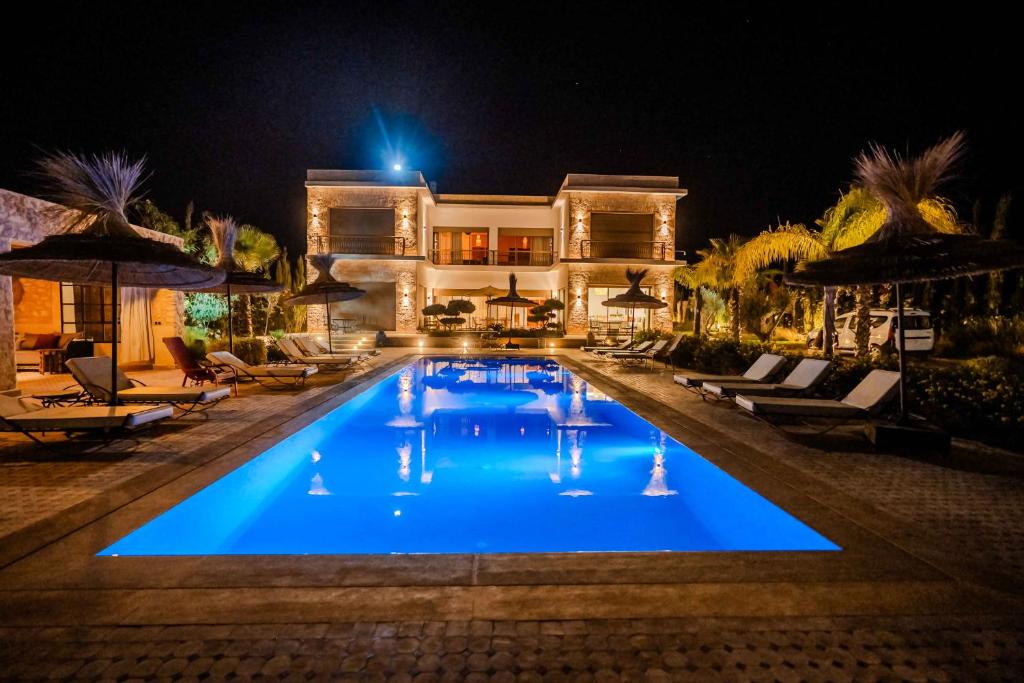 Bazén v ubytování Riad Tammam nebo v jeho okolí