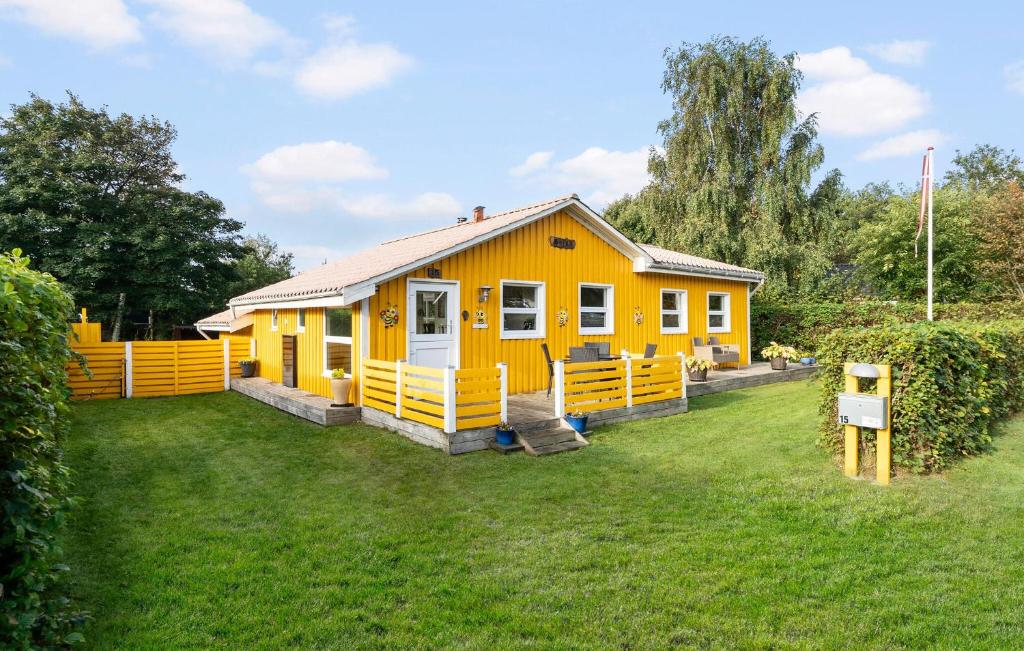 Zahrada ubytování Amazing Home In Tarm With Wifi