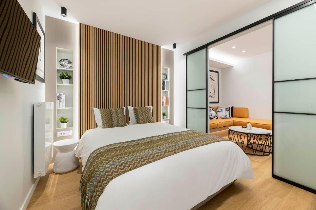Voukourestiou Grand Residence 56
