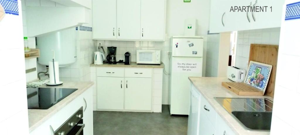 Charming Family Apartment - 15