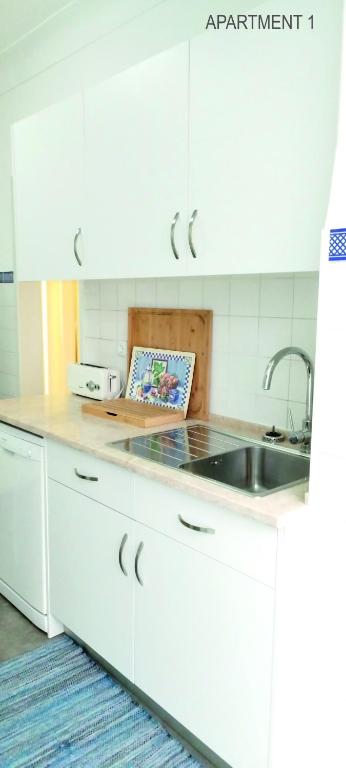 Charming Family Apartment - 16