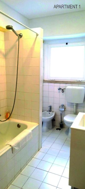 Charming Family Apartment - 18