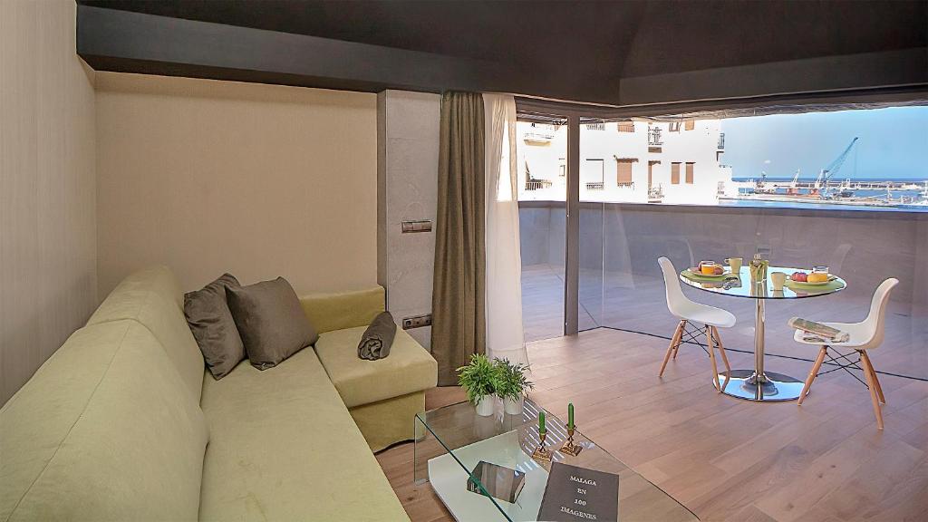 Posedenie v ubytovaní Apartamentos Suites Oficentro Deluxe