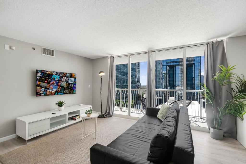 Photo inspiration: Skyline Luxury Condos For Rent Reference: Skyline Luxury Elegant Brickell Condo Miami Updated Prices 2026
