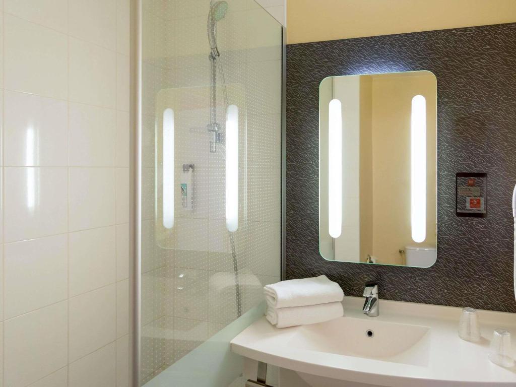 Ένα μπάνιο στο ibis Grenoble Centre Bastille