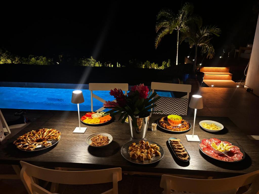 Φαγητό σε αυτή η βίλα ή κάπου εκεί κοντά