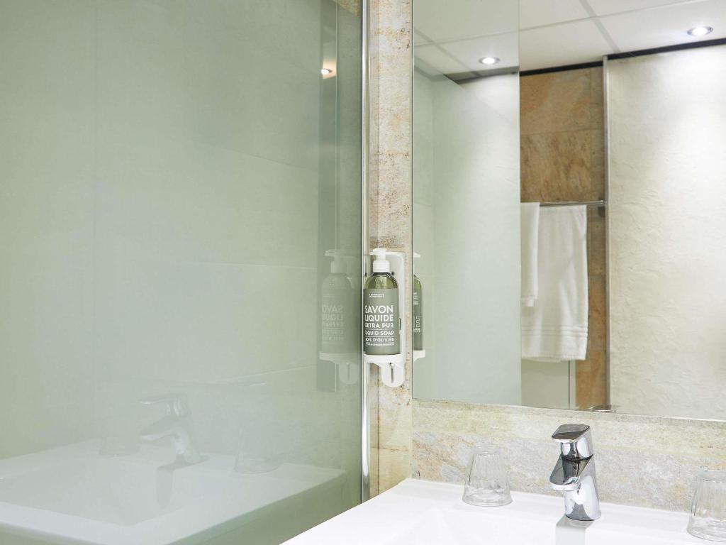 greet hotel Marseille Parc Chanot Velodrome - Resim 18