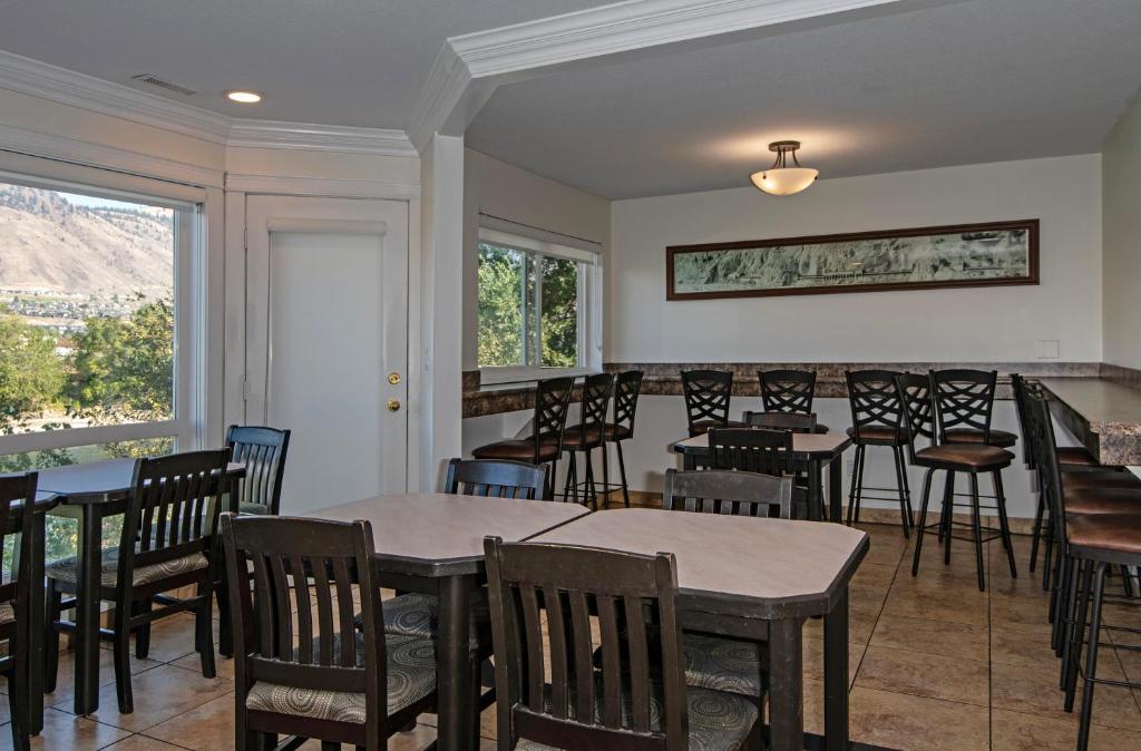 Riverland Inn & Suites - Resim 23