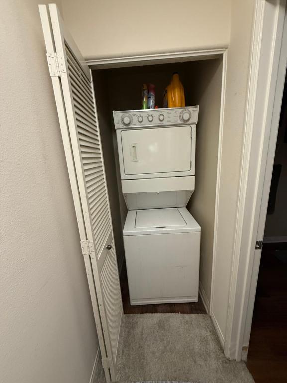 Foto dalla galleria di 2BR With Parking!! a Los Angeles