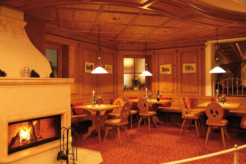 Posezení v ubytování Hotel Büntali