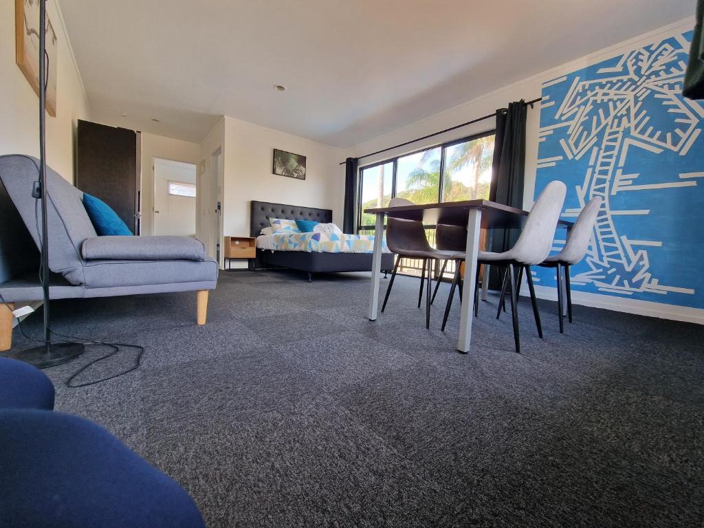 Palm Tree Apartments & backpackers - Resim 30